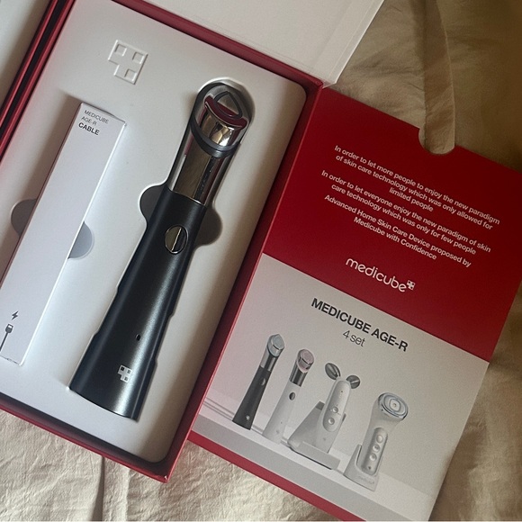 Medicube Age R Booster - Picture 5 of 5